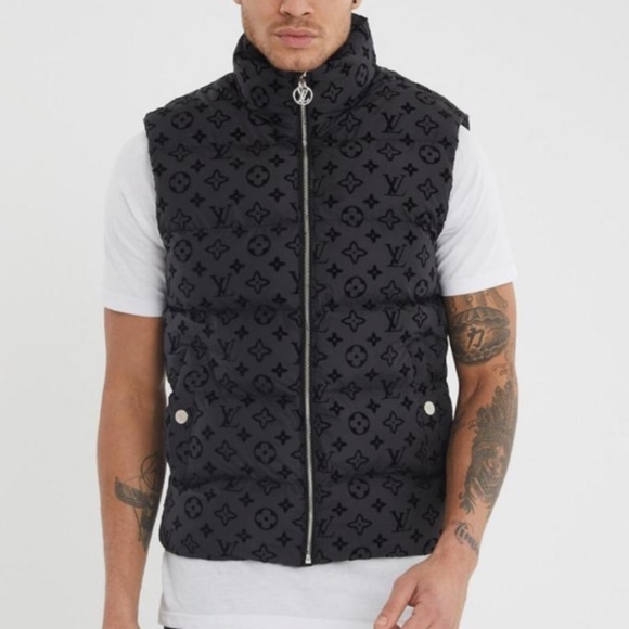 Louis Vuitton Mens Puffer Vest Black 